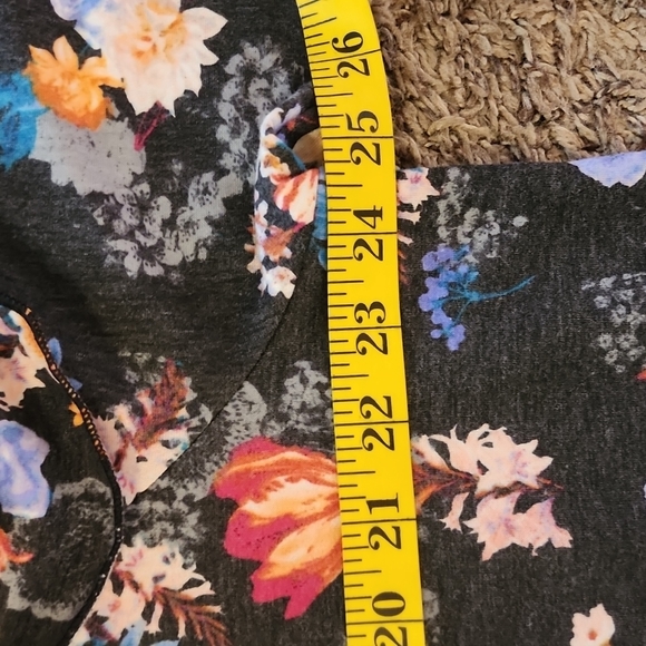 Self Esteem cold shoulder plus size floral sweater - Picture 2 of 7